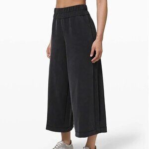 Lululemon Seek Softness Mid Rise Wide Leg Crop